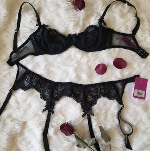 L'Agent Vanesa Bra and Matching Suspender